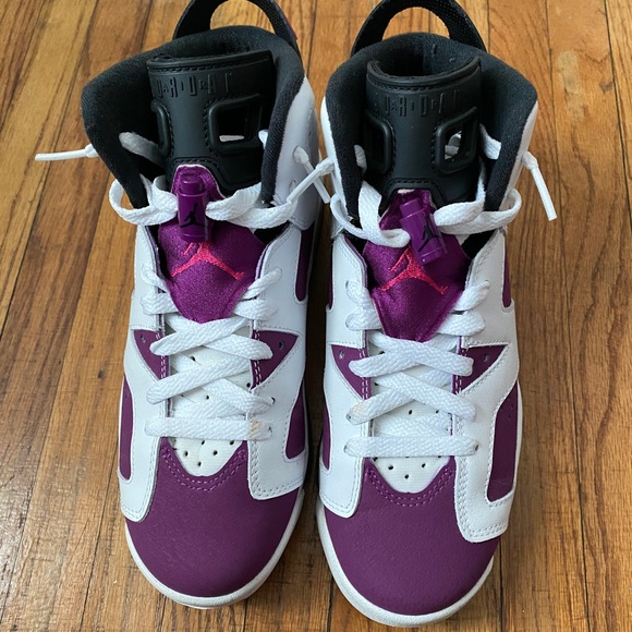 Jordan 6 Grape - Picture 3 of 10